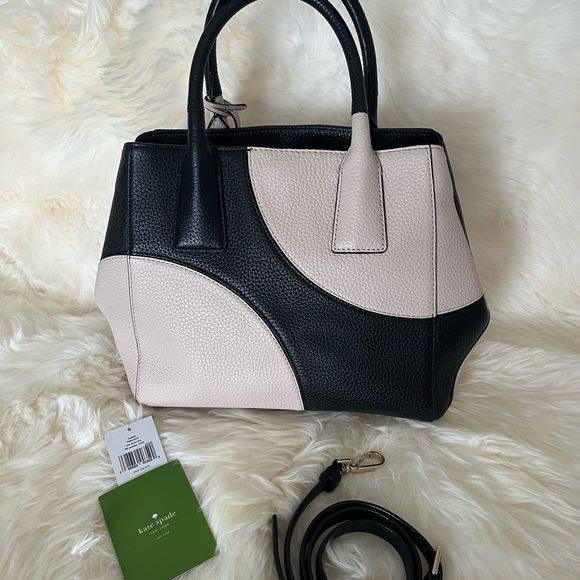 Kate Spade Black/Taupe Pebble Leather w/removable crossbody strap. - Picture 3 of 10
